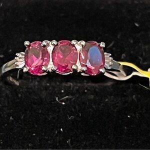 Elegant Rhodolite Garnet .925 Silver Ring